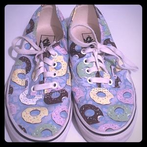Authentic Vans Donut Lace up shoes women’s 7.5